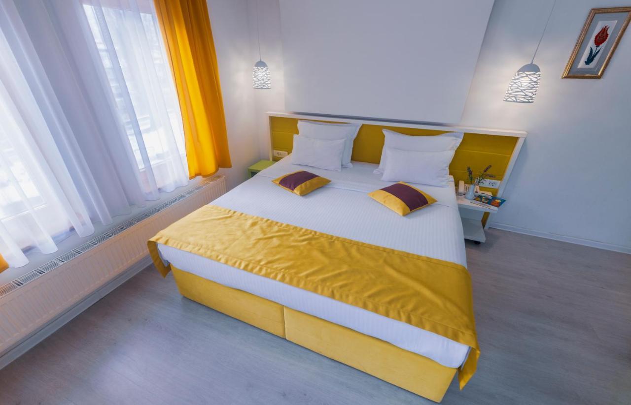 Hotel Boutique Libris Сараево Экстерьер фото