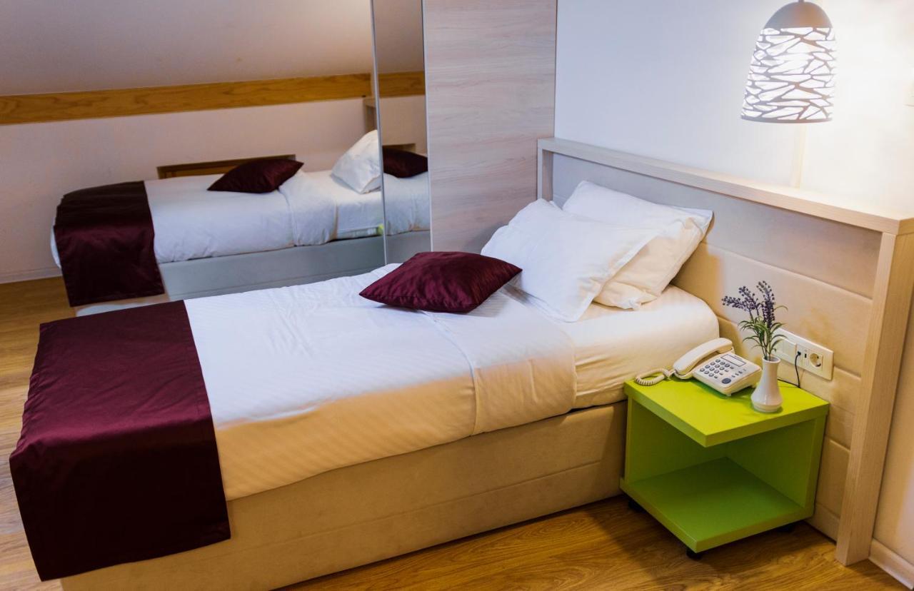 Hotel Boutique Libris Сараево Экстерьер фото