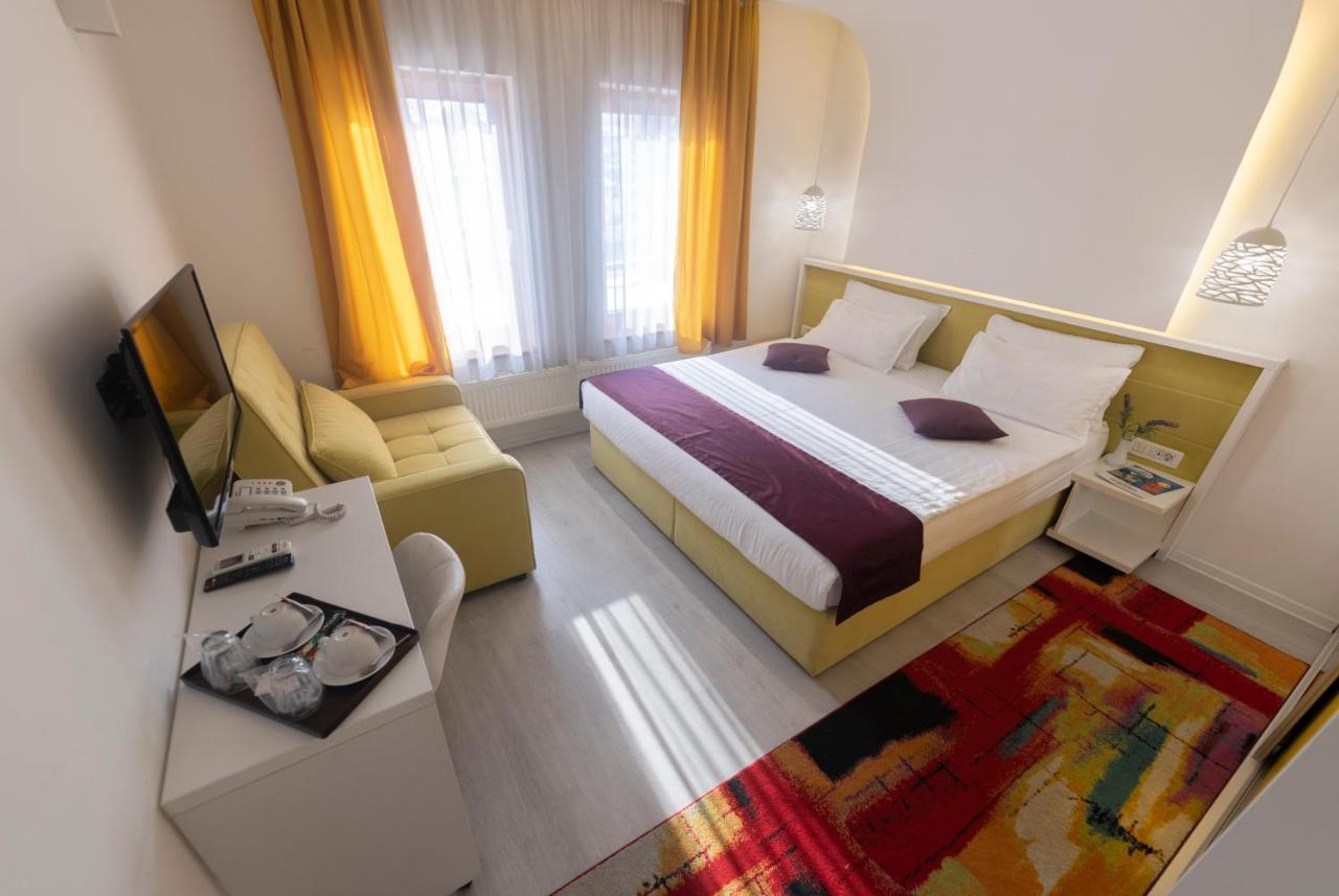 Hotel Boutique Libris Сараево Экстерьер фото
