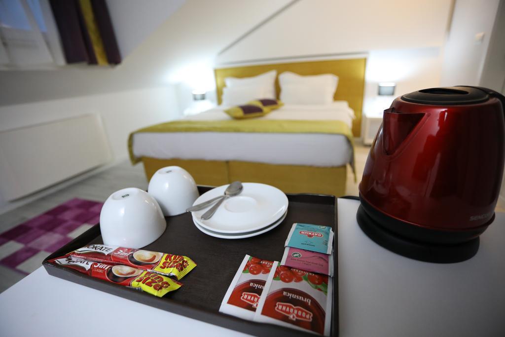 Hotel Boutique Libris Сараево Экстерьер фото