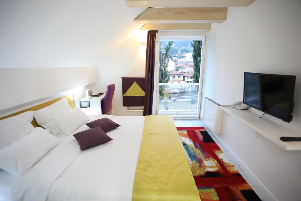 Hotel Boutique Libris Сараево Экстерьер фото